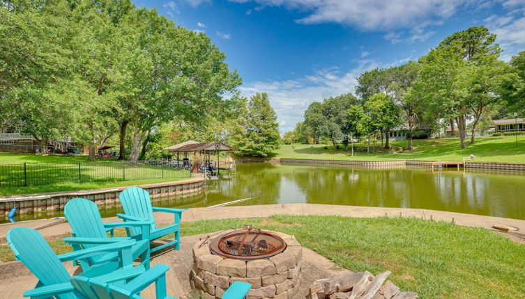 Foto 1 - Waterfront Texas Retreat w/ Deck, Grill & Fire Pit