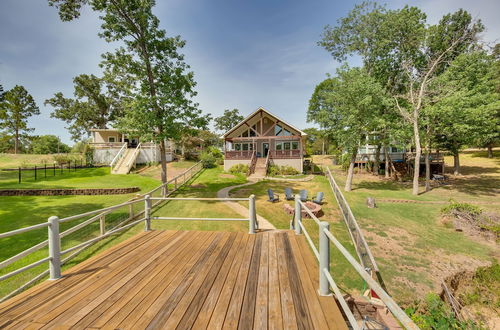 Photo 22 - Tranquil Home on Cedar Creek: Fish, Kayak + Unwind