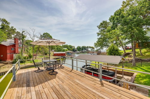 Foto 24 - Tranquil Home on Cedar Creek: Fish, Kayak + Unwind