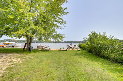 Photo 29 - Lakefront Vacation Rental, 13 Mi to South Haven