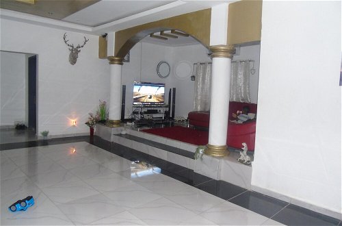 Foto 40 - Welcome To Our Lovely 3-bed Apartment in Abidjan