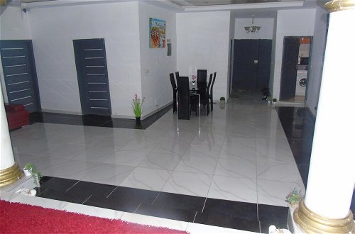 Foto 35 - Welcome To Our Lovely 3-bed Apartment in Abidjan