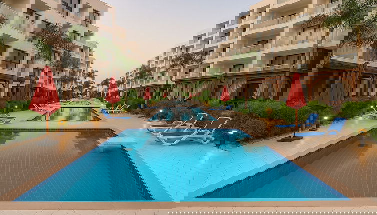 Photo 1 - Modern Chalet in Port Said With Stunning City and Garden Views