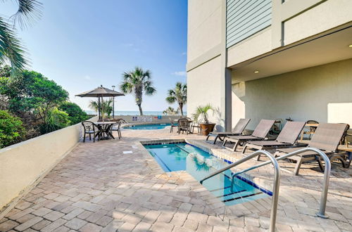 Foto 19 - Oceanfront Myrtle Beach Condo w/ Resort Amenities