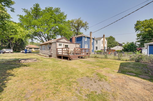 Foto 17 - Des Plaines Vacation Rental w/ Spacious Backyard