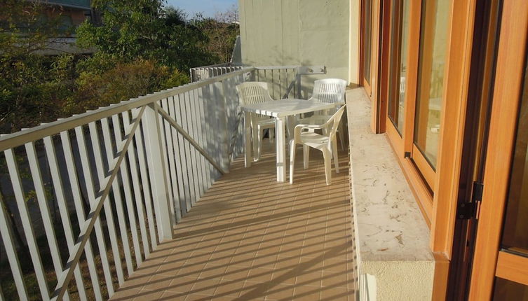 Photo 1 - One Bedroom Flat With Terrace and sea View