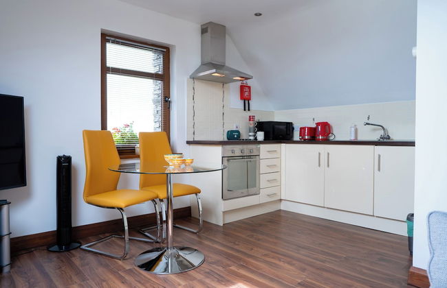 Limavady Cherry Tree Apartment, Sleeps 2 & Parking - Foto 5