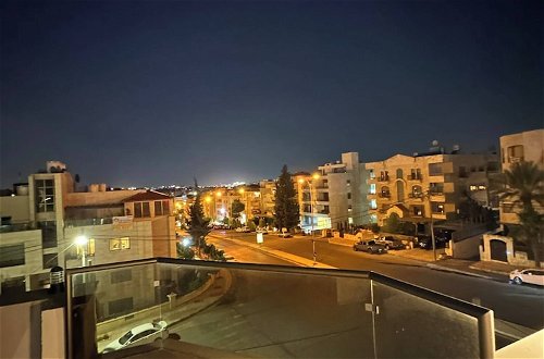 Photo 32 - Abdoun Rooftop 2bedroom Kh&sh 02
