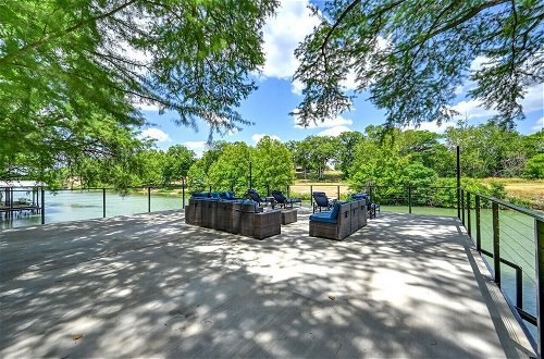 Photo 39 - Luxury Riverfront Oasis With Boat Dock-grill-firepit