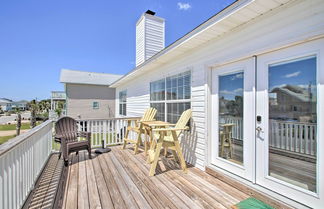 Photo 1 - Pensacola Beach Home: 1 Block to Beach Access