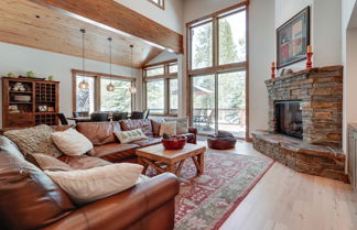 Photo 1 - Luxurious Tahoe Donner Home w/ Golf Course Views