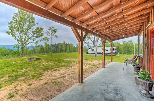 Foto 4 - Updated Studio Cabin in Ozark - Mountain View