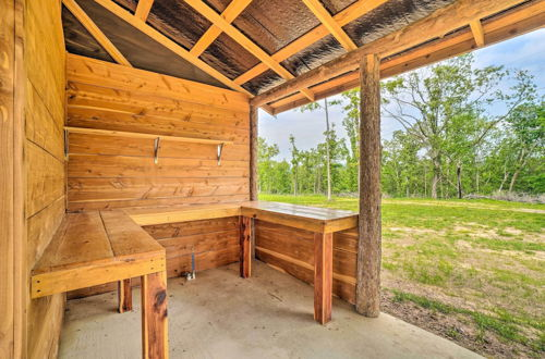 Foto 3 - Updated Studio Cabin in Ozark - Mountain View