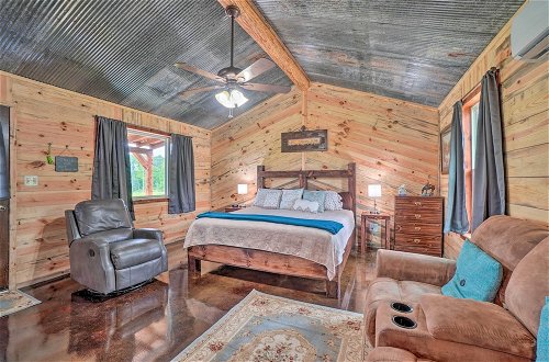 Foto 12 - Updated Studio Cabin in Ozark - Mountain View
