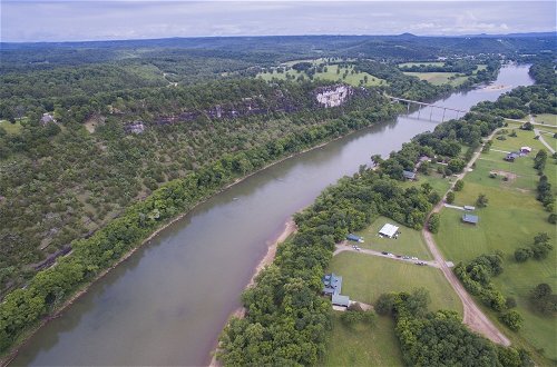 Photo 3 - 'troutfest' Riverfront Norfork Home, Great Fishing