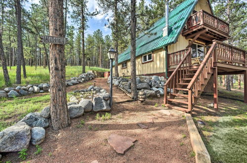 Photo 11 - Rustic Florissant A-frame w/ Spacious Deck