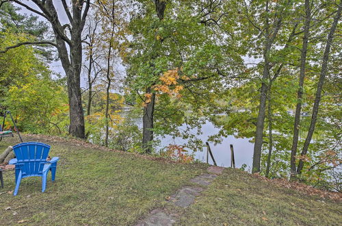 Photo 17 - Birchwood Cottage With Red Cedar Lake Access