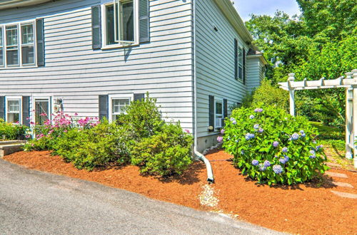 Foto 9 - Charming Cape Cod Apartment 2 Mi to Monument Beach