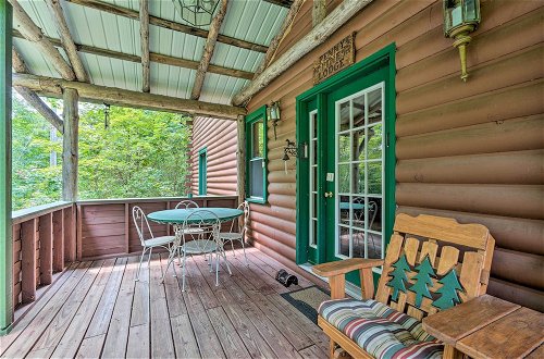 Foto 10 - Spacious Mtn Cabin on 7 Private Acres in Athol