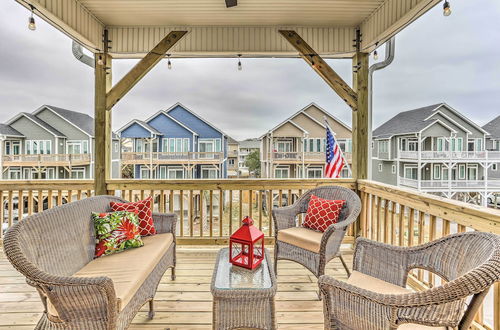 Photo 15 - Surf City Home W/outdoor Shower-walk to Beach