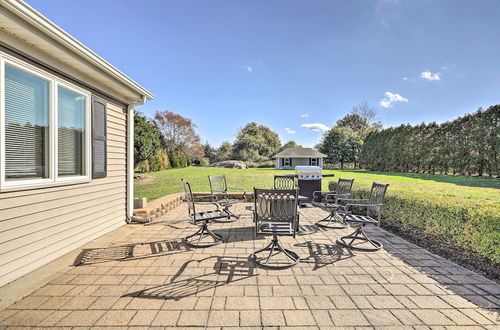 Foto 6 - Tranquil Swansea Retreat w/ Fire Pit & Grill