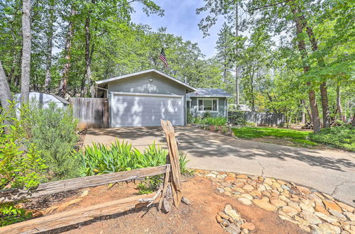 Photo 25 - Charming Shasta Lake Retreat: Boat, Hike & Fish