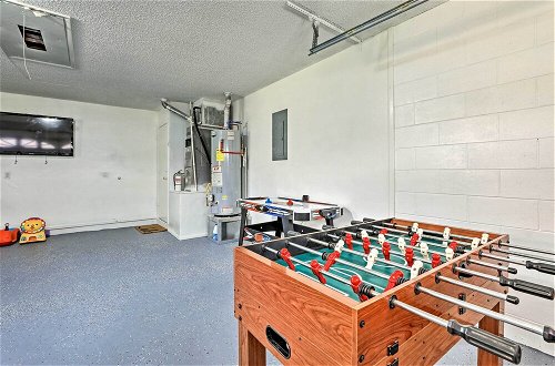 Foto 14 - Kissimmee Home w/ Game Room, 7 Mi to Disney Parks