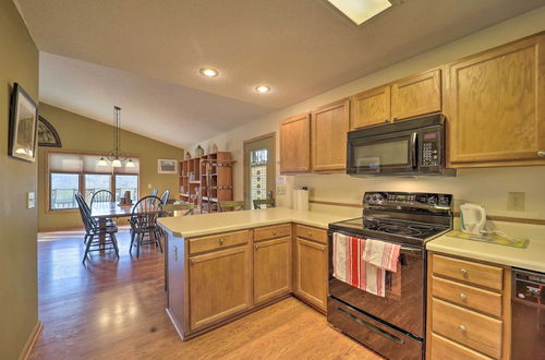 Photo 23 - Warm Wooded Cabin w/ 2-story Deck + Mountain View