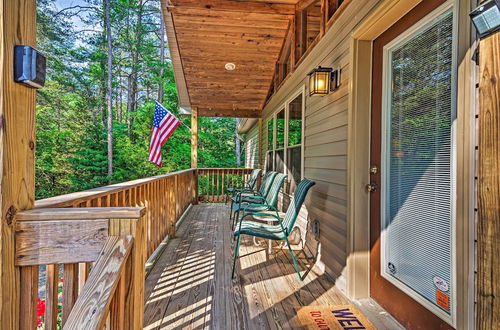 Photo 17 - Charming Getaway w/ Lake Cumberland Views