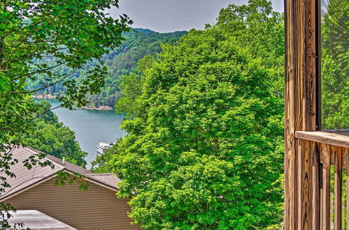 Foto 8 - Charming Getaway w/ Lake Cumberland Views