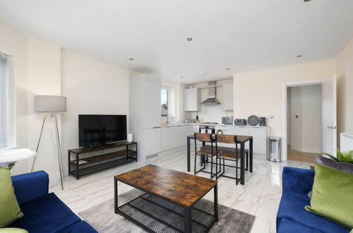 Photo 17 - Oxford Rd 2 Bed Serviced Apartment