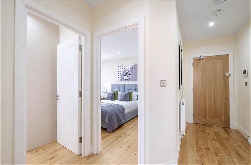 Photo 23 - Oxford Rd 2 Bed Serviced Apartment