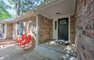 Foto 2 - Luxe Lakehouse w/ Sunset Views on Lake Palestine