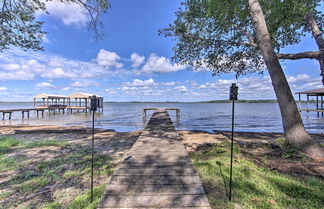 Photo 3 - Luxe Lakehouse w/ Sunset Views on Lake Palestine