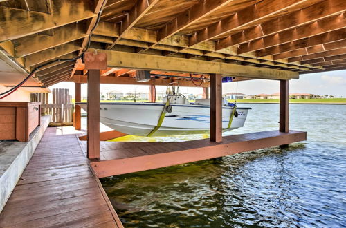 Photo 8 - Waterfront Corpus Christi Townhome w/ Pool & Dock