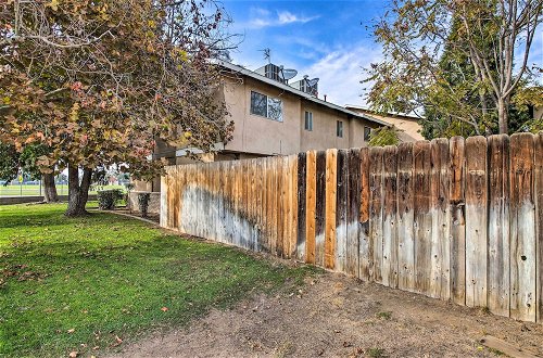 Foto 28 - Central Bakersfield Townhome w/ Private Patio