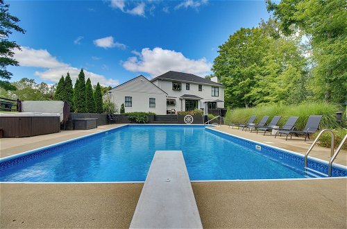 Photo 40 - Luxury Maineville Villa w/ Private Pool & Hot Tub