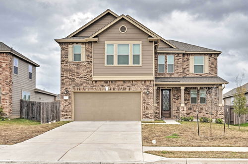 Photo 4 - Spacious Suburban Family Home ~ 16 Miles to Austin