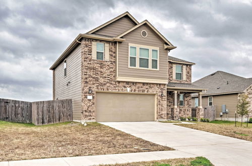 Photo 25 - Spacious Suburban Family Home ~ 16 Miles to Austin