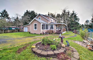 Photo 1 - Updated Coos Bay Home ~ 2 Mi to Pacific Ocean