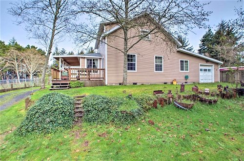 Photo 6 - Updated Coos Bay Home ~ 2 Mi to Pacific Ocean