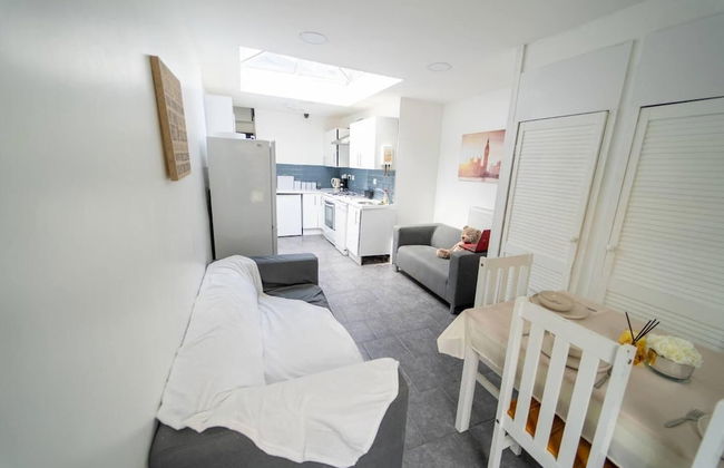 Cosy Ensuite Style Studio Close to University! - Foto 5