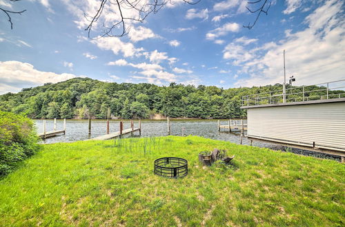 Photo 27 - Lovely Kalamazoo River Home w/ Dock & Hot Tub