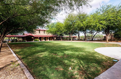 Photo 25 - Phoenix Retreat w/ Hot Tub, Pool & Mountian Views