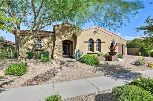 Photo 9 - Phoenix Retreat w/ Hot Tub, Pool & Mountian Views