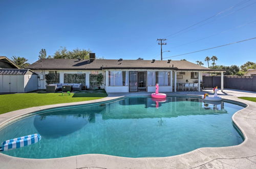 Photo 12 - Stylish Phoenix Home w/ Patio + Outdoor Oasis