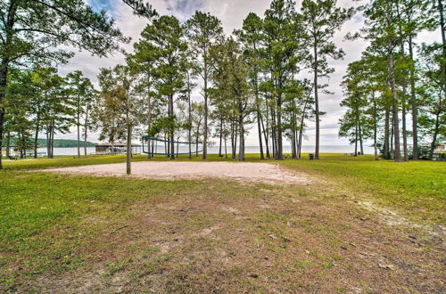 Photo 7 - Cape Royale Cottage w/ Fire Pit & Water Views