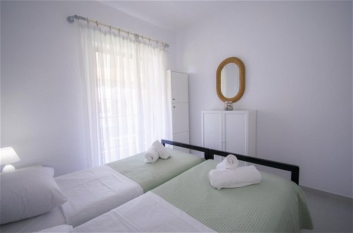 Foto 13 - Esperida Apartment by Travelpro Services