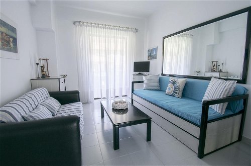 Foto 10 - Esperida Apartment by Travelpro Services