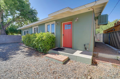 Photo 6 - Old Town Cottonwood Cottage w/ Mod Interior